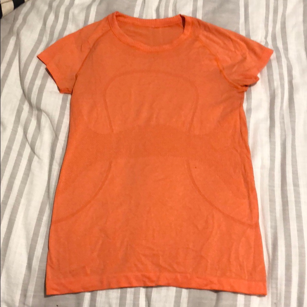 Lululemon run swiftly tech short sleeve 6 orange